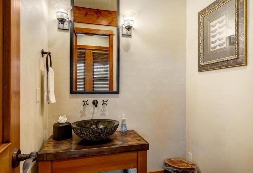 4ベッドルームハウス, The Porches