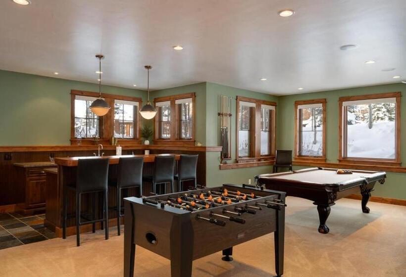 1ベッドルームハウス, The Porches