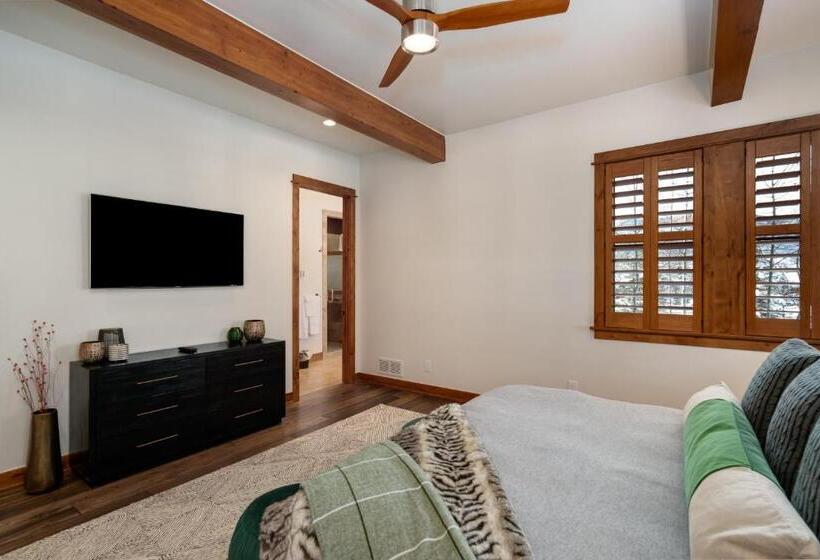 1ベッドルームハウス, The Porches