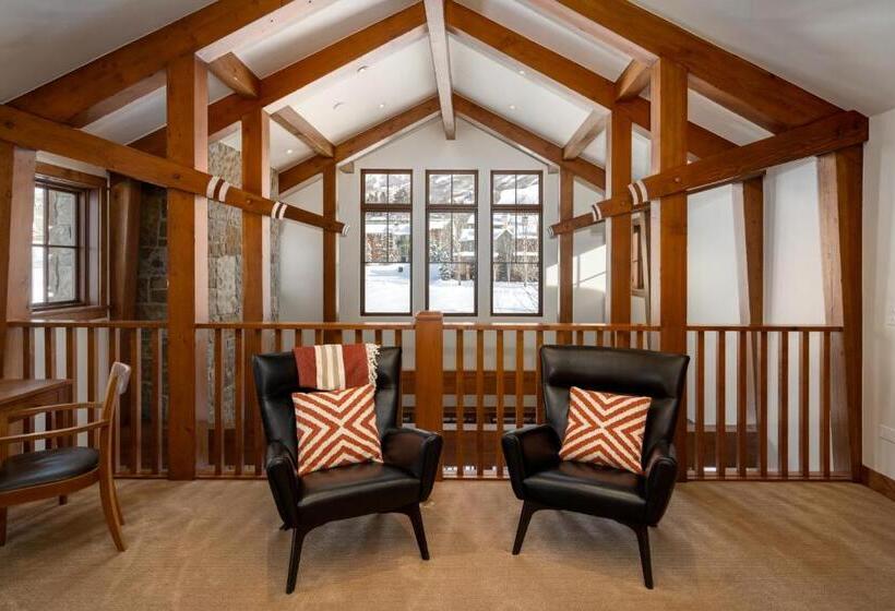 1ベッドルームハウス, The Porches