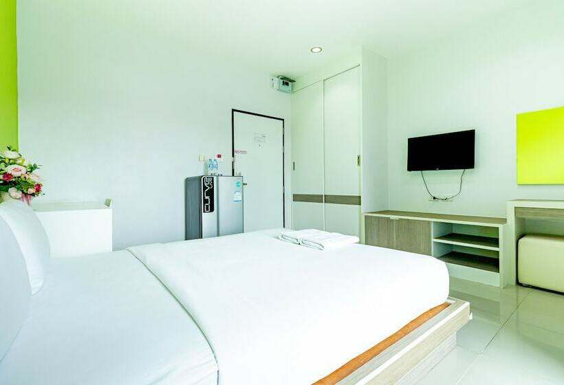 스탠다드 룸 더블 침대, Udee Living Place Hat Yai