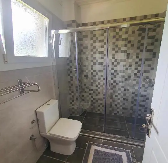 آپارتمان لوکس 1 خوابه, Bella De Lux Apts