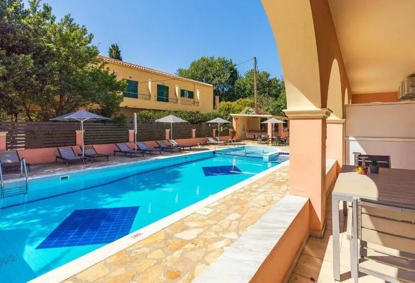 آپارتمان 1 خوابه با چشم‌انداز استخر, Bella De Lux Apts