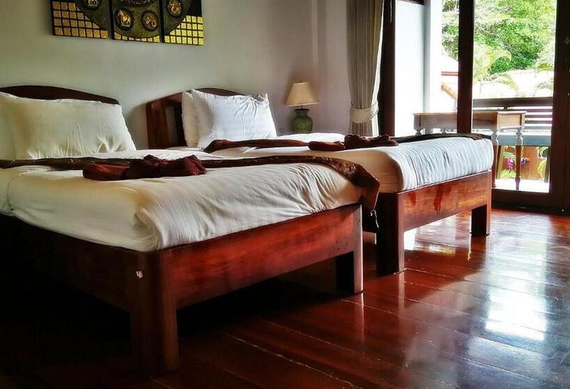 Номер Стандарт Вид на Бассейн, Blue Diamond Resort