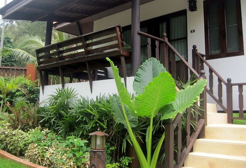 Бунгало Deluxe, Blue Diamond Resort