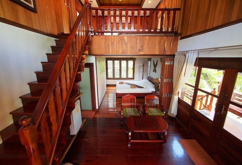 Номер Deluxe, Blue Diamond Resort