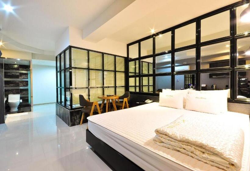 غرفة بريميوم, Boutique Hotel Aria Nampo