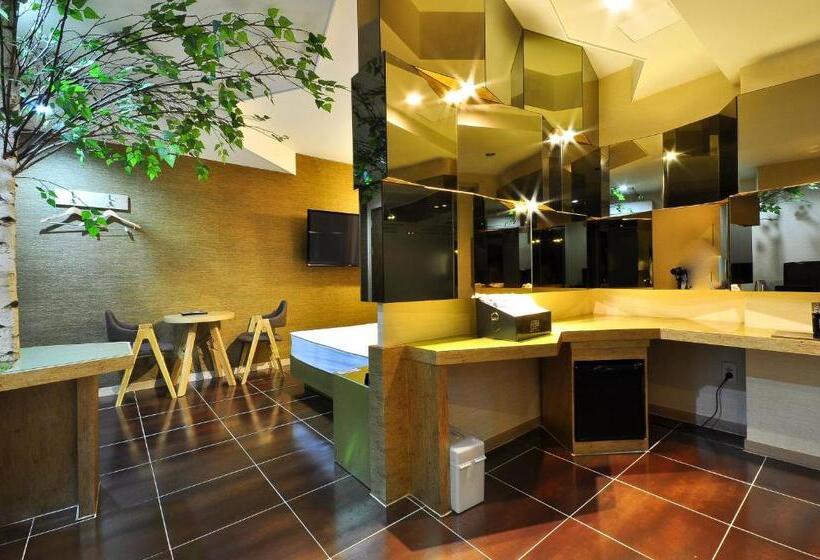 جناح, Boutique Hotel Aria Nampo