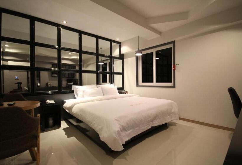 غرفة بريميوم, Boutique Hotel Aria Nampo