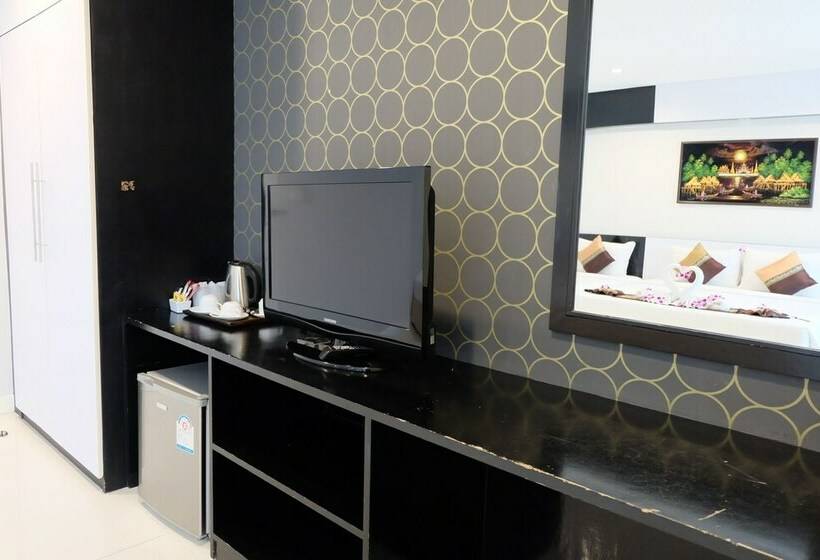 سوییت, Airport Mansion Phuket