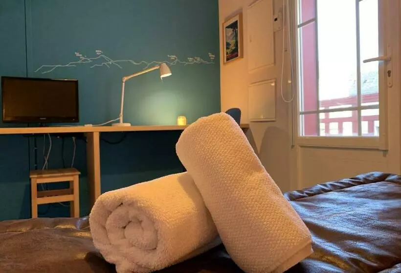 スタンダードスタジオ, Le Clos Du 5   Appart Hotel Bagneres