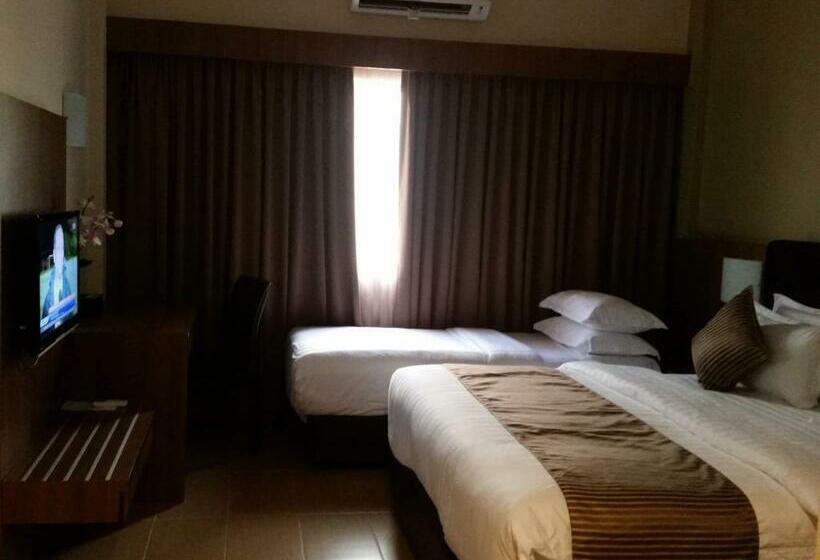 Chambre Triple Supérieure, Bendahara @ Malacca City