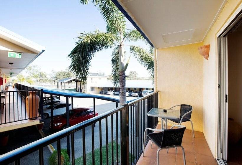 آپارتمان 1 خوابه, Glenmore Tavern