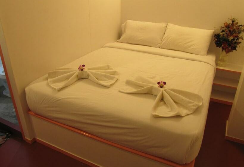 Quarto Superior, Mod Guesthouse Huahin