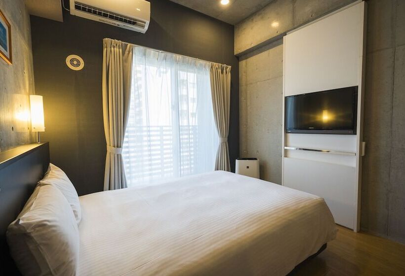 Camera Standard, Nahawest Inn