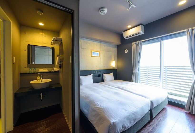 Camera Standard Piano Superiore, Nahawest Inn