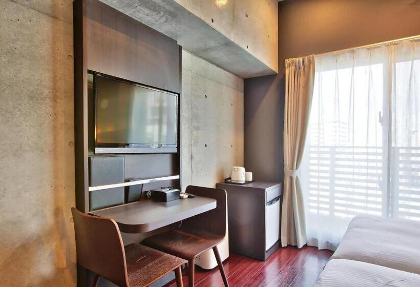 Camera Standard Piano Superiore, Nahawest Inn