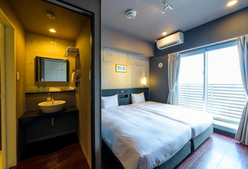 Camera Standard Piano Superiore, Nahawest Inn