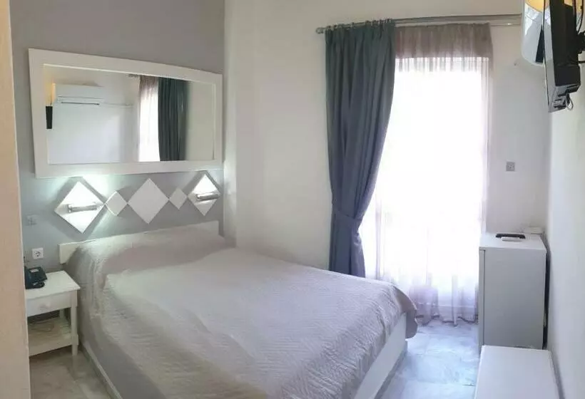 اتاق استاندارد یک نفره, Porto Castello