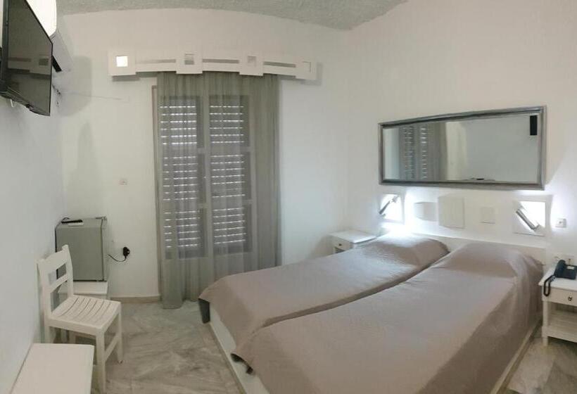 Habitación Cuádruple Estándar, Porto Castello