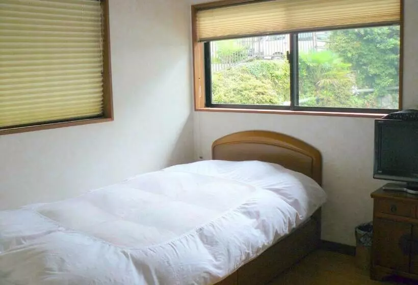 バス共有のスタンダードルーム, Ryokan Yamashiroya