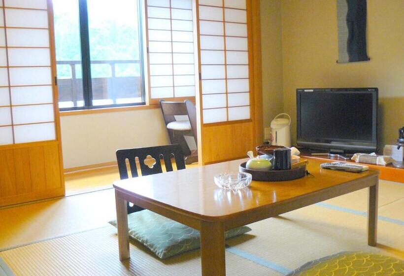 스탠다드 룸 공동 욕실, Ryokan Yamashiroya