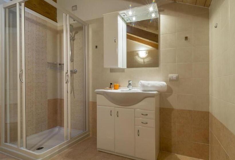 带1个卧室的高级公寓, Residence Civetta