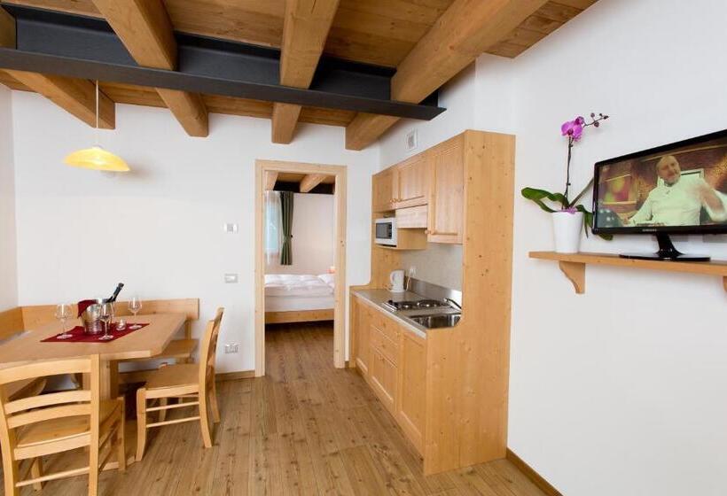 带1个卧室的高级公寓, Residence Civetta