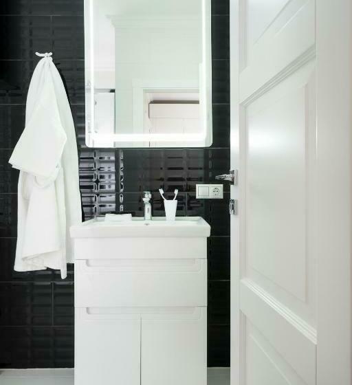 Deluxe-huoneisto 1 Makuuhuone, Status Apartments