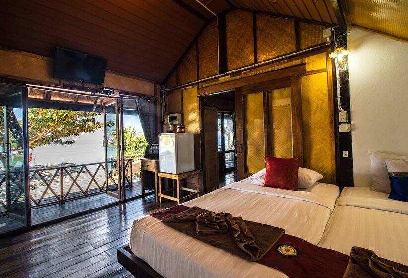패밀리 방갈로 바다 전망, Taatoh Seaview Resort   Sha Plus