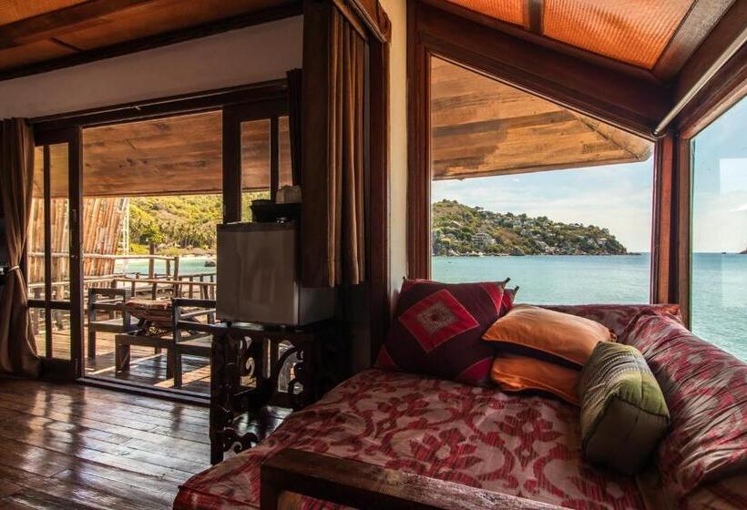 デラックスバンガロー, Taatoh Seaview Resort Sha Plus