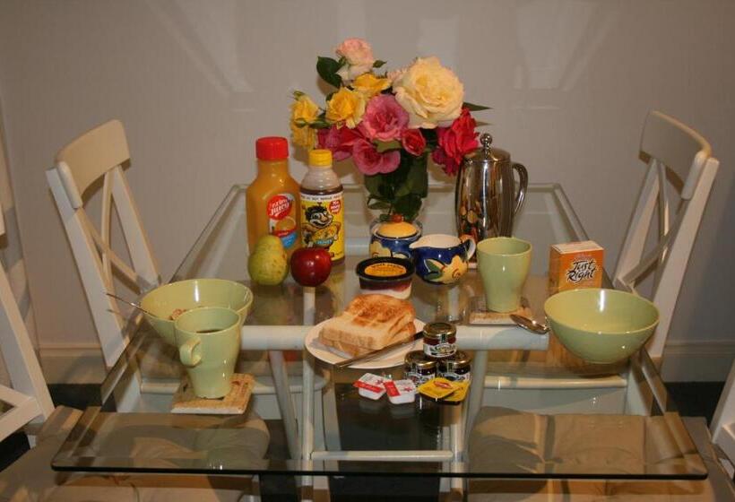 Дом 2 Спальни, Amy S House Bed & Breakfast