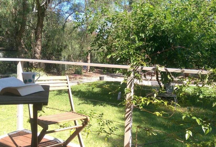 Дом 3 Спальни, Amy S House Bed & Breakfast