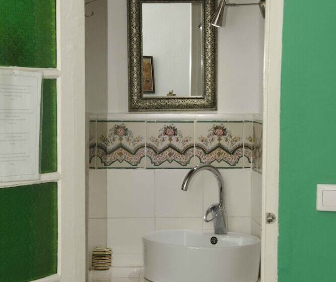 اتاق استاندارد, Bayt Alice Hostel