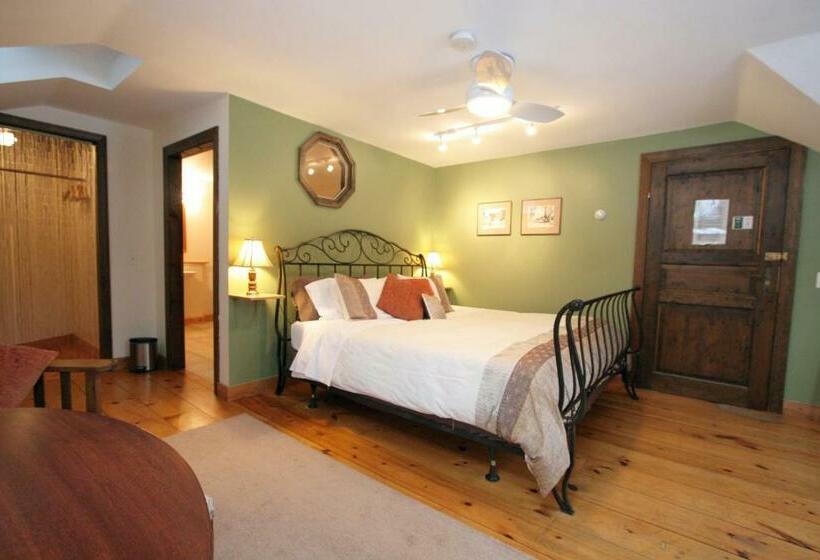 스탠다드 룸 킹사이즈 침대, Old Saco Inn
