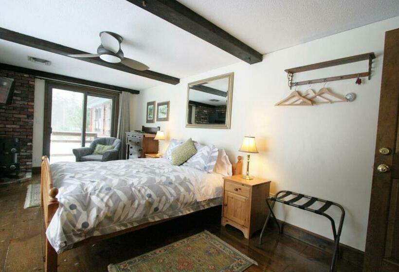 غرفة قياسية مطلّة علي الحديقة, Old Saco Inn