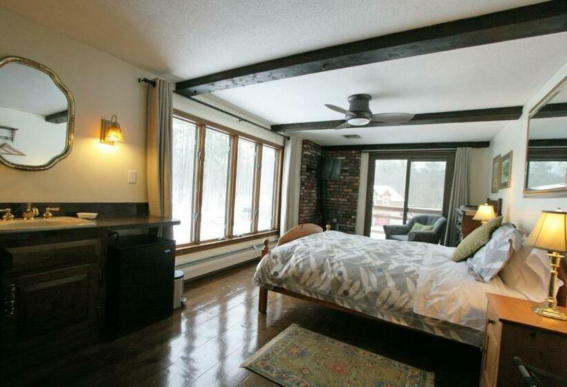 غرفة قياسية مطلّة علي الحديقة, Old Saco Inn