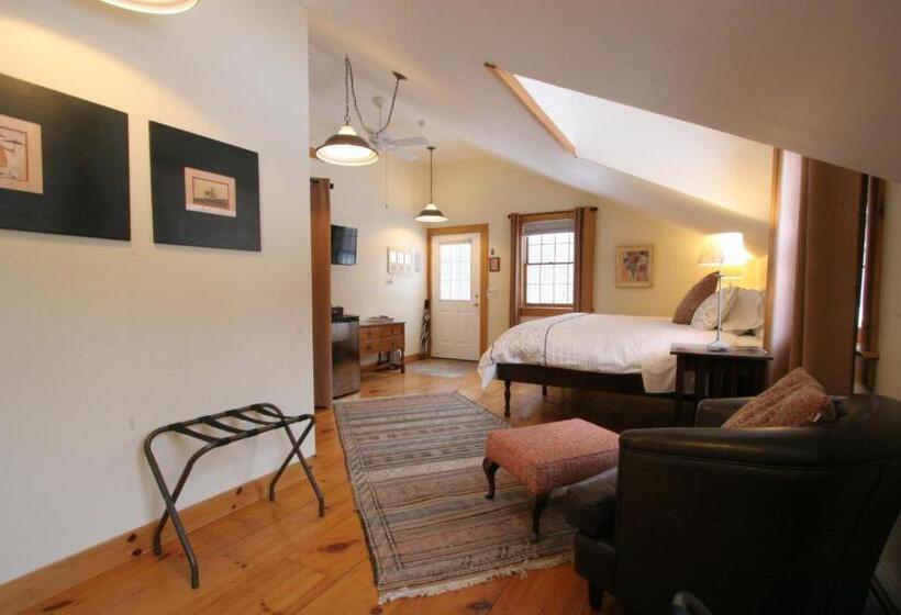 غرفة قياسية سرير كينج, Old Saco Inn