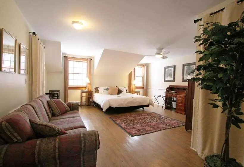 デラックスルーム, Old Saco Inn