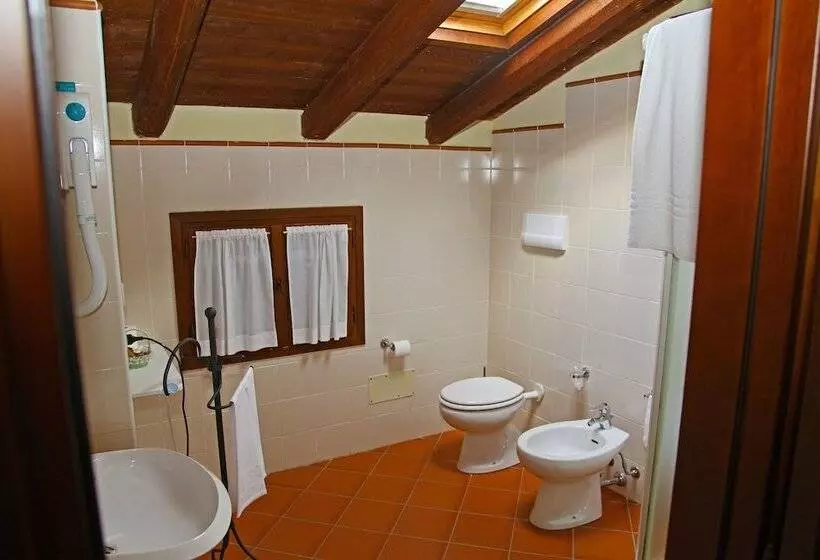 コンフォートトリプルルーム, Villaggio Della Salute Più
