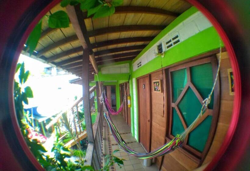 غرفة قياسية رباعية, Hostal Capurgana