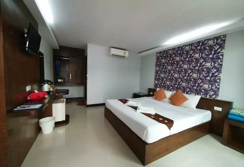 Quarto Deluxe, Ibiza Phi Phi