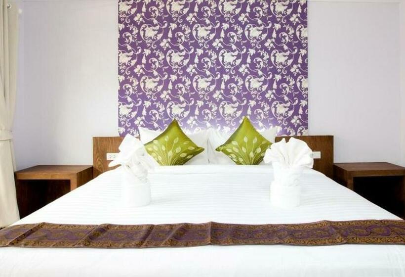 디럭스 룸, Ibiza Phi Phi