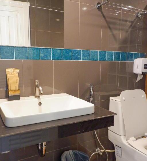 디럭스 룸 산전망, Ibiza Phi Phi