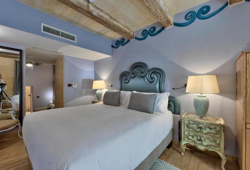 سوییت لوکس, Palazzo Consiglia Ik Collection