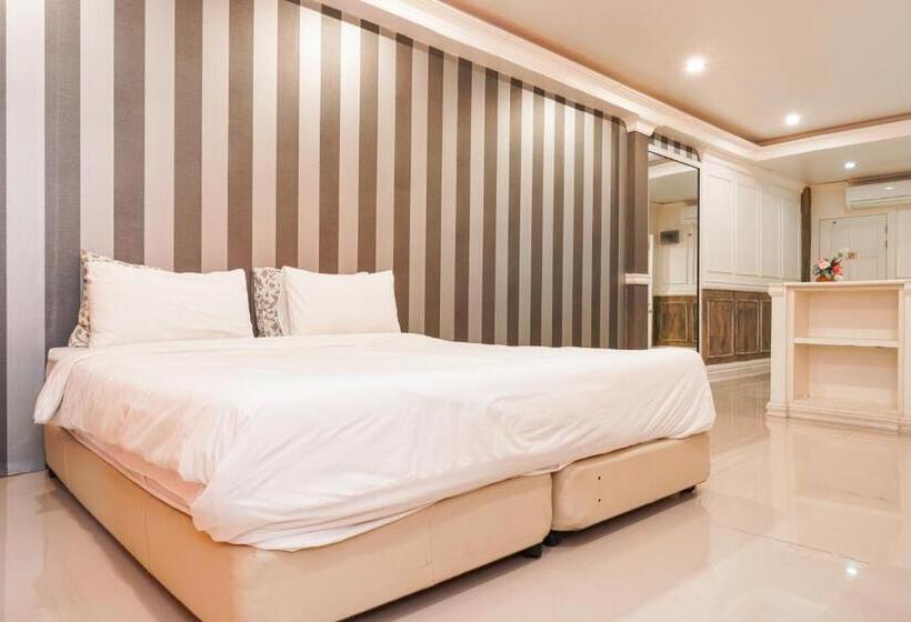 패밀리 스위트, Phuket Airport Inn