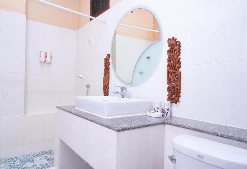 디럭스 룸, Phuket Airport Inn