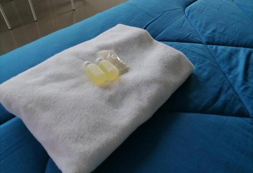스탠다드 룸 킹사이즈 침대, Phuket Airport Inn