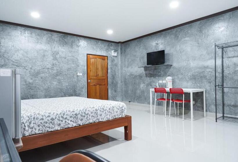 스탠다드 룸 킹사이즈 침대, Phuket Airport Inn
