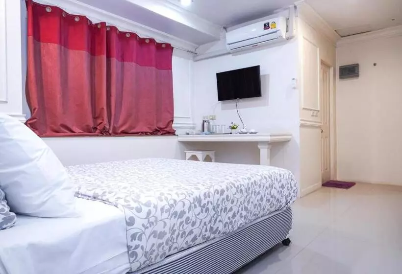 ファミリーステューディオ, Phuket Airport Inn